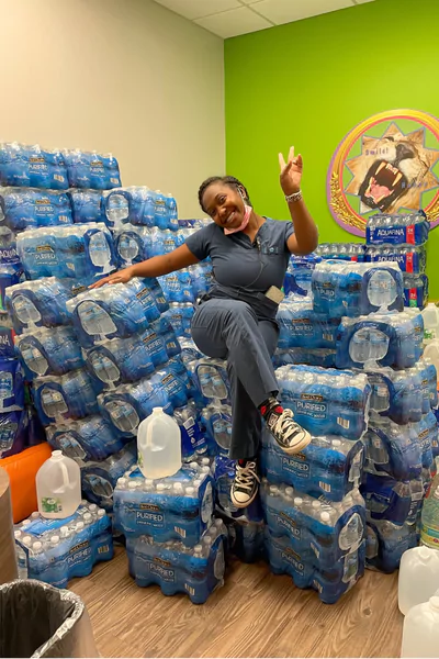 Volunteering Jackson-Water-Donation